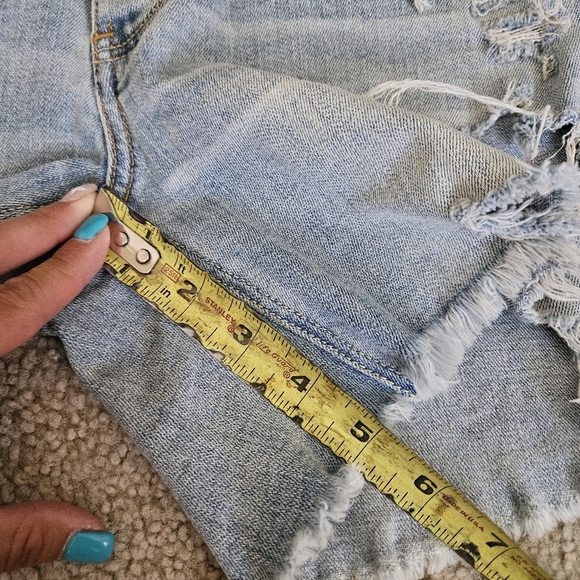 American Eagle AE Tomgirl Shorts 4 - Picture 4 of 7